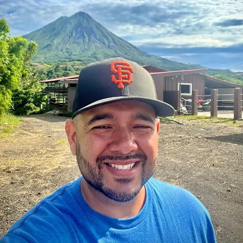 Arturo Martinez, Founder of Meraki Roofing